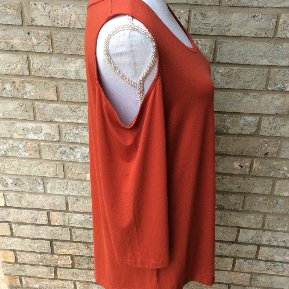 JM Collections Rusty Red  L - Picture 5 of 11